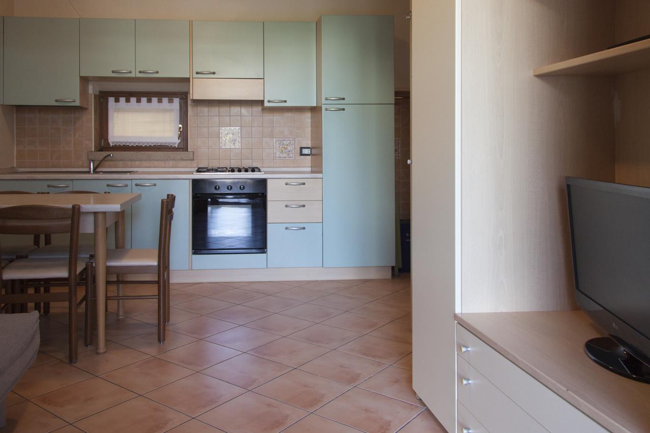 Lauri & Faggi Aparthotel Desenzano del Garda Exteriör bild