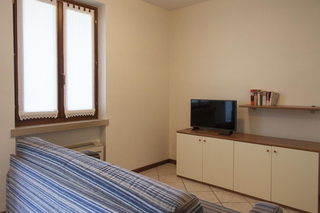 Lauri & Faggi Aparthotel Desenzano del Garda Exteriör bild